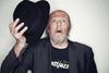 Povl Dissing er fyldt 79 år og kan se tilbage på en mere end 50 år lang karriere. Tilbage i 1960'erne skabte hans sangforedrag og optræden vrede. Foto: Carsten Bundgaard