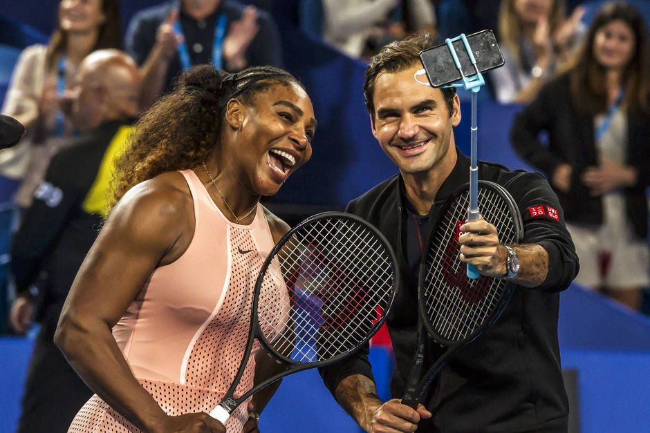 Om Serena Williams er færdig i tennis, ved kun få, men nu byder hun Roger Federer velkommen til pensionslivet.