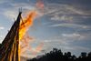 Det er ikke tilladt at tænde bål - heller ikke i bålfad - mens man gerne må bruge grill, hvis grillen er placeret på et ikke-brændbart underlag. Arkivfoto: Martin Sylvest Andersen/Ritzau Scanpix