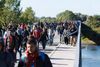 Tirsdag har EU-landene vedtaget en aftale om at fordele 120.000 flygtninge og migranter fra Italien og Grækenland i løbet af de kommende to år.