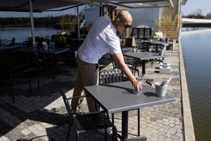 Flere måneders nedlukning og sporadiske perioder med take away veksles onsdag til en solbeskinnet terrasse fuld af gæster for Restaurant 8tallet, når restauranterne igen genåbner.