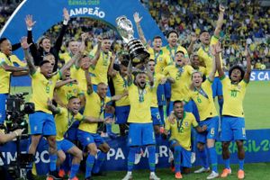 De bedste sydamerikanske spillere tørner sammen i Brasilien i stedet for Colombia og Argentina.