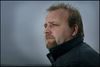 Mike Axdal mistede sin far og bror på Scandinavian Star. Nu vil det norske politi have afhørt Axdal, som selv har undersøgt færgens ejer- og forsikringsforhold.