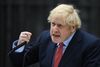 Storbritanniens premierminister, Boris Johnson, var efter tre ugers sygdomsforløb tilbage i Downing Street mandag morgen. I vanlig energisk stil talte han til nationen. De, der havde håbet på et snarlig genåbning af det britiske samfund, blev skuffet. Foto: AFP