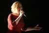 Den britiske popstjerne Adele optrådte tirsdag aften i Forum på Frederiksberg. De danske dagblades fotografer havde ikke adgang til koncerten, så der er tale om et foto fra en tidligere optræden.
