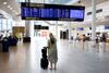 Der bliver endnu længere mellem passagererne i Københavns Lufthavn i de kommende uger, fordi antallet af lande, som danskerne frarådes at rejse til, er udvidet. Foto: Finn Frandsen