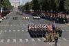 Amerikanske tropper marcherede på Champs Elysees i Paris på Bastilledagen i 2017. Foto: Markus Schreiber/AP