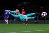 Chelseas målmand Willy Caballero havde en travl dag i Champions League-opgøret mod Bayern München. Tyskerne vandt kampen med 3-0. Foto: Matthew Childs/Reuters