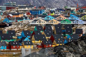 Tirsdag blev der fundet endnu en ligdel på affaldsafbrændingen i den grønlandske by Ilulissat. Politiet har bedt om assistance fra Danmark.