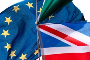 En overgangsaftale frem mod 2021 vil fjerne risikoen for en såkaldt hård brexit her og nu, men så venter næste runde af forhandlinger, som skal bestemme det langsigtede forhold mellem EU og Storbritannien. De kan også ende galt, mener flere økonomer. 