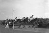 Steeplechase-løb på Jydsk Væddeløbsbane i 1930’erne. Fotograf Aage Fredslund Andersen, ca. 1935, Aarhus Stadsarkiv