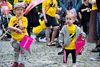 I Aalborg var børn og forældre ligesom i mange andre byer over hele landet også mødt op til demonstration søndag. Foto: Henning Bagger/Ritzau Scanpix