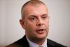 Finansminister Bjarne Corydon (S) tav overfor Folketingets finansudvalg om Dong-ledelsens planer for at skaffe frisk kapital ved at udskille havmølleforretningen.