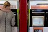 DSB frygter, at billetautomaterne på stationerne skal blive udsat for hærvæk i forbindelse med nytåret.