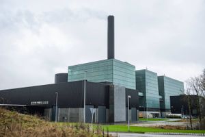 Forsyningsselskabet Kredsløb vil bygge et anlæg til at indfange 450.000 ton CO2 om året, men projektet er sat i bero med en melding om, at lovgivningen er mangelfuld. Klimaministeren varsler ændrede vilkår på området, inden året er omme.