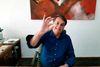 I en Facebook-video delt den 8. juli tog Brasiliens præsident Jair Bolsonaro en dosis hydroxyklorokin. Foto: www.facebook.com/jairmessias. bolsonaro/AFP