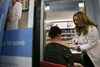 30 mio. nye forsikringsdækkede amerikanere kan løfte salget for en række danske medicinalselskaber i USA. Foto: AP/Bebeto Matthews