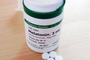 Stadig flere børn tager sovemedicinen melatonin, viser en rapport fra Sundhedsstyrelsen. »Vi bør være mere tilbageholdende,« siger en professor.