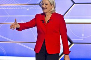 Analyse: Efter bevidst at have holdt sig væk fra den helt store medieopmærksomhed i 2016 er Marine Le Pen nu klar til kamp fire måneder før det franske valg.