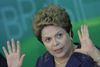 Brasiliens præsident Dilma Rousseff er under heftigt pres fra en utilfreds befolkning, og nu risikerer hun også en rigsretssag.