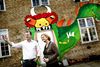 Pia Kjærsgaard var under valgkampen i 2007 på besøg på det dengang anerkendte behandlingshjem Bøgholt. En ny dokumentar på TV2 ”Bøgholts misbrugte børn” sætter i dag institutionen i et andet lys. Arkivfoto: Casper Dalhoff