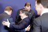 Tyrkiets premierminister, Ahmet Davutoglus, var meget glad inden mødet med EU-lederne. Her ses han med EU’s præsident, Donald Tusk. Foto: Francois Walscaerts/AP