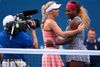 Serena Williams kastede en håndfuld stjerner efter Wozniaki på Twitter, da beskeden kom. Foto: Stan Honda/Scanpix
