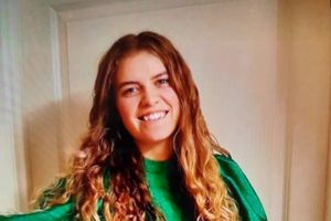 Den 22-årige Mia Skadhauge Stevn blev ifølge politiet dræbt i februar i år. En 36-årig mand er fortsat sigtet og varetægtsfængslet i sagen.