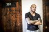 Jan Novaa er dørmand, familiefar og tidligere deltager i realityprogrammet Robinson Ekspeditionen. Hans følgere kunne i september 2016 se, at han delte et utilsløret billede af en ung mand, som havde erkendt at være så voldelig over for sin 23-årige kæreste, at hun var død af kvæstelserne. Foto: Stine Bidstrup
