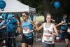 Dorthe Christensen (til venstre) begyndte at dyrke trialton som 50-årig og har siden gennemført 15 maratoner, syv ironmen og seks halve ironmen. Foto: Sparta