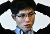 Nordkoreaneren Shin Dong-hyuk, der er hovedperson i bogen Flugten fra Camp 14. Han er født og opvokset i den nordkoreansk koncentrationslejr er formentlig den første fange født i sådan en lejr, der har haft held til flygte. Han er blevet kraftigt tortureret på ryg, ben og resten af kroppen.