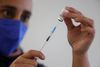 Der er endnu ikke klare data for, hvor meget den nuværende Pfizer-Biontech-vaccine beskytter mod delta-varianten. Foto: Ivan Alvarado/Reauters