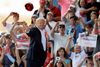 Donald Trump omtalte ifølge svensk medie lørdag aften en begivenhed i Sverige, som ingen ved, hvad var for en. Foto: Chris O'Meara/AP