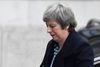 Theresa May er mandag formiddag ankommet til Downing Street. Foto: Toby Melville/Reuters