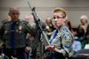 AR-15-riflen er en civil model af den militære M-16 riffel, og at den er så simpel at bruge, at alle kan finde ud af det. Arkivfoto: Jessica Hill/AP