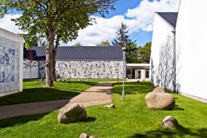 Flere østjyske museer er klar til at stille plads og viden til rådighed for undervisning af skolebørn. Men først skal sundhedsmyndighederne give dem lov.