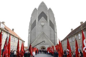 Anker Jørgensen var identisk med solidariteten og omsorgen, siger tidligere Aarhus-biskop ved bisættelsen.