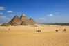Pyramiderne i Egypten, som Giza-pyramiderne her på billedet, blev ikke bygget som gravsteder for faraoerne, som de fleste tror, mener republikansk præsidentkandidat.