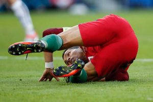 Portugal – landet der råder over kværulanter, røvere og grædekoner som Pepe, Cristiano Ronaldo (billedet) og José Mourinho. Kun italienerne har begået flere frispark end Portugal. Foto: Christophe Ena