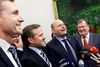 LA og K smilede stort, da finansloven faldt på plads. Nu vil de presse en skattelettelse igennem. Arkivfoto: Kaare Smith/Polfoto