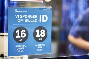 Der er flertal blandt stemmeberettigede for at hæve aldersgrænse for alkoholkøb til 18 år, viser undersøgelse.