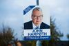 John Harpøth på en valgplakat i Holbæk Kommune under Regions- og Kommunalvalget 2017. Han har nu brudt med Dansk Folkeparti og lavet sit eget parti. Foto: Claus Bech