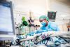 Antallet af indlagte er steget med 17 det seneste døgn, ifølge de nye tal fra Statens Serum Institut. Arkivfoto: Ólafur Steinar Gestsson/Ritzau Scanpix
