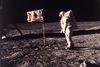 Nasa vil igen få verden til at holde vejret, som da astronauten Neil Armstrong gik på Månen. Arkivfoto: AP