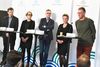 Statsepidemiolog Anders Tegnell (yderst til højre) leder Sveriges linje i coronakampen. Han forsvarer tilgangen trods kritik fra andre lande. Foto: Claudio Bresciani/TT/Ritzau Scanpix