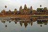 Ruinslottet Angkor i Cambodja ligger øverst på Lonely Planets rangliste over de bedste rejsemål i verden.
