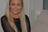 Da en lang række af Elise Harritz' privatbilleder blev delt på de sociale medier mod hendes vilje, anmeldte hun det til politiet. Dermed er hun en del af det støt stigende antal anmeldelser om deling af nøgenbilleder på nettet. Privatfoto.
