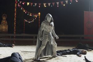 Marvel-universet bliver udvidet med Moon Knight, en kulørt og uforudsigelig helt, der får en serie helt i figurens ånd.