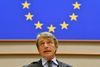 EU-formand David Sassoli siger, at udspillet, der er på 1100 milliarder euro (8200 mia. kroner) og dertil en genopretningsfond på 750 milliarder euro (5590 mia. kroner), kun "lige ridser i overfladen" på de problemer, som EU står over for. Foto: John Thys/AFP