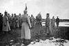 Kejser Wilhelm II (i midten) besøger de tyske og østrig-ungarske tropper i Galicia. Den 28. juni er det 100 år siden, at studenten Gavrilo Princip myrdede den østrigske tronfølger i Sarajevo, hvilket udløste Den Store Krig, som den stadig omtales i den angelsaksiske verden. Arkivfoto: AP